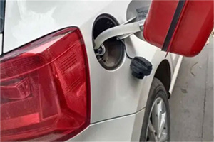 郊区24小时救援车收费标准